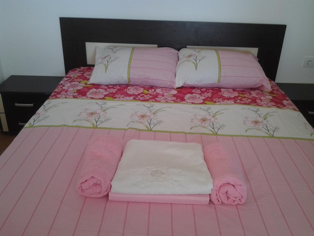Apartment Oliva Ulcinj Exterior foto